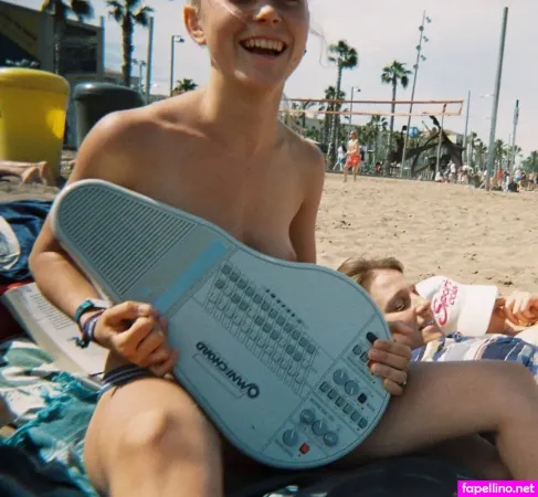 Alice Phoebe Lou OnlyFans Thumbnail #qdatdpyP3H