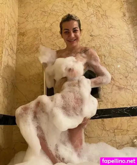 Alice Romain OnlyFans Thumbnail #0AN8Nbrr27