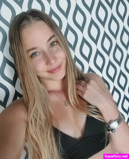 Alice Sanders OnlyFans Thumbnail #LopiacbQq7