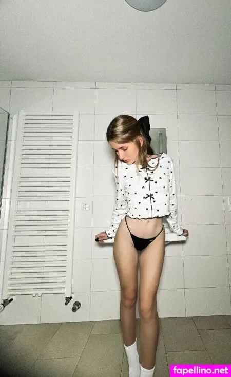 Alice Sanders OnlyFans Thumbnail #udZTXAIiGd