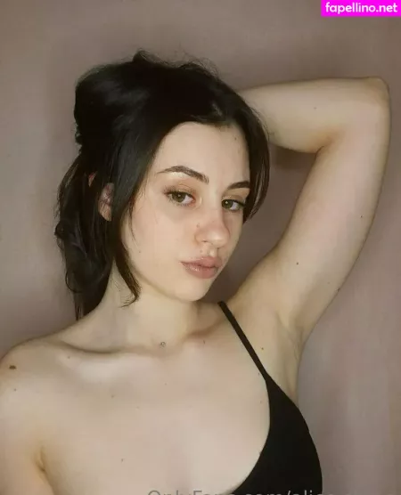 Alice Shine OnlyFans Thumbnail #xNKUxA1FfY