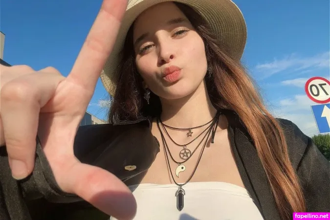 Alice Sweetie OnlyFans Thumbnail #EX6wcz0Wzr
