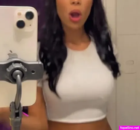 Alice Vasconcelos OnlyFans Thumbnail #wYJ3iVvUe7