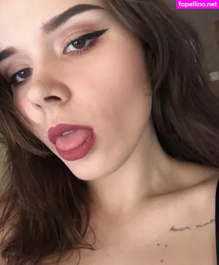 Alice Wood Vip OnlyFans Thumbnail #2f6y3Tmwer