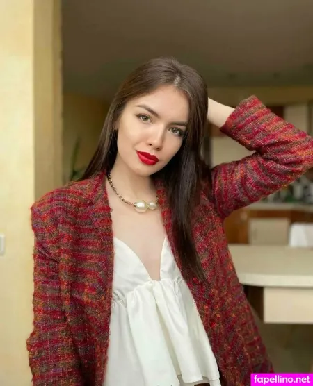 Alicecool OnlyFans Thumbnail #emDaMbJ6jj