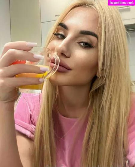 Alicedollyua OnlyFans Thumbnail #INoC0x3m6L