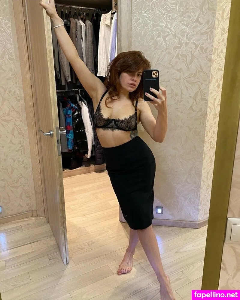 alicee.foxx, alicefoxartist Nude Leaked OnlyFans Photo #19UtpWL2qi