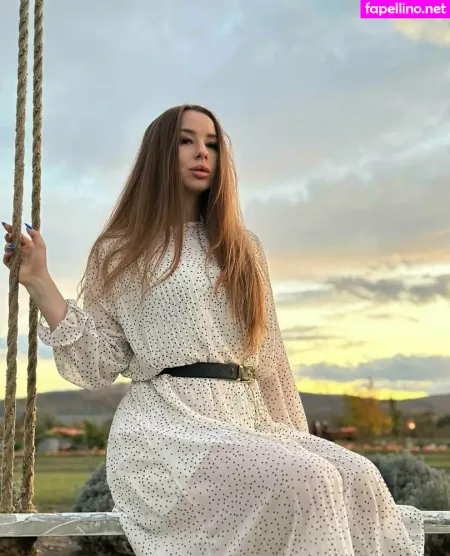 Alicee Kisss OnlyFans Thumbnail #3ILfOLObiS