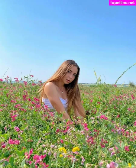 Alicee Kisss OnlyFans Thumbnail #A3vPRtAVhg