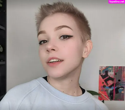 Alicee Kisss OnlyFans Thumbnail #Cyjny7aUW0