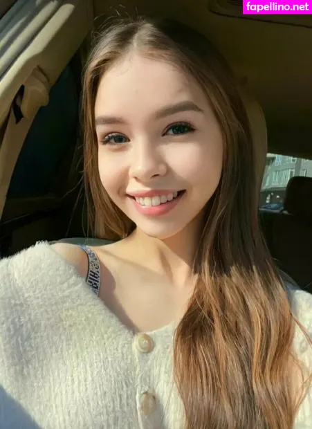 Alicee Kisss OnlyFans Thumbnail #KkOgCCxYN7