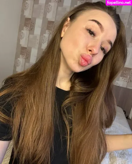 Alicee Kisss OnlyFans Thumbnail #MGNstSbtXF