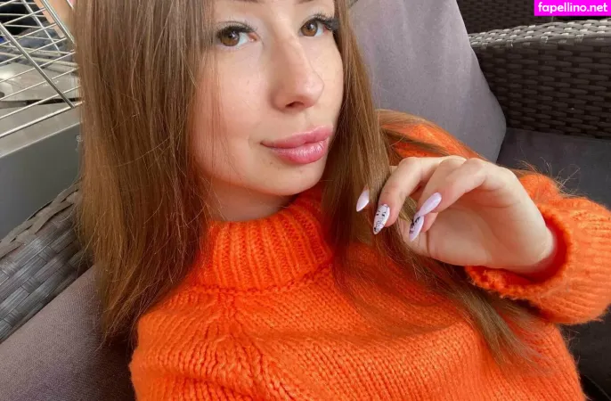 Alicee Kisss OnlyFans Thumbnail #SQqKbkgo4u