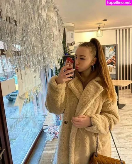 Alicee Kisss OnlyFans Thumbnail #W1lm99Bh4Q