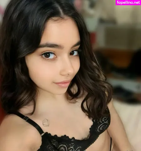 Alicee Kisss OnlyFans Thumbnail #Zn72fskPhf