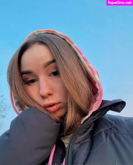 Alicee Kisss OnlyFans Thumbnail #hx8UfEAfan
