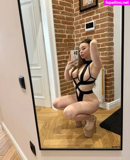 Alicee Kisss OnlyFans Thumbnail #wVeWROJyan