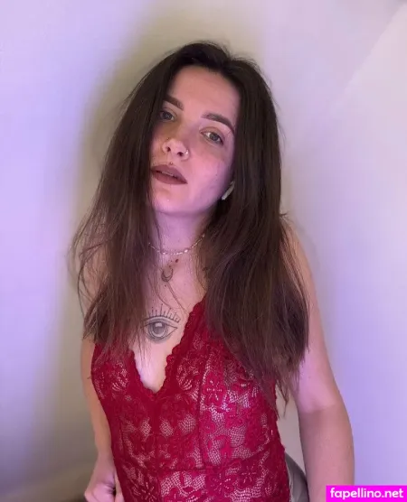 Alicee Pearl OnlyFans Thumbnail #UxfjGsiRKY