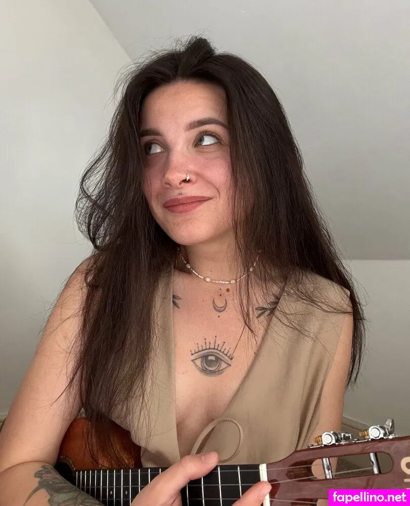 aliceburmiston, alicee_pearl Nude Leaked OnlyFans Photo #mD7s9BYaMQ