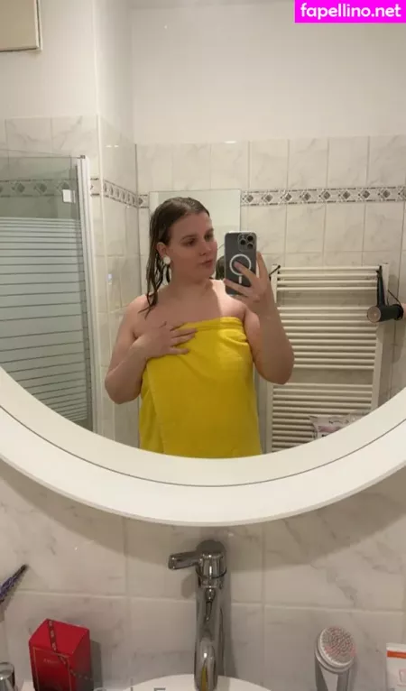 Alicee11 OnlyFans Thumbnail #U2dOyBSett