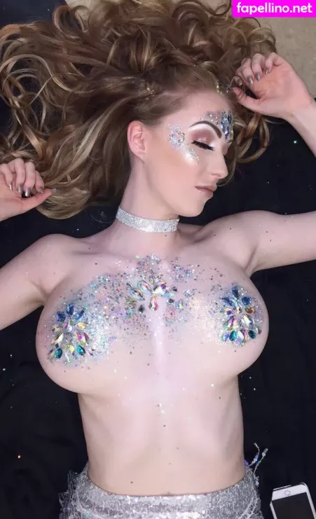 Aliceebrookees OnlyFans Thumbnail #4FlFtWSOCf