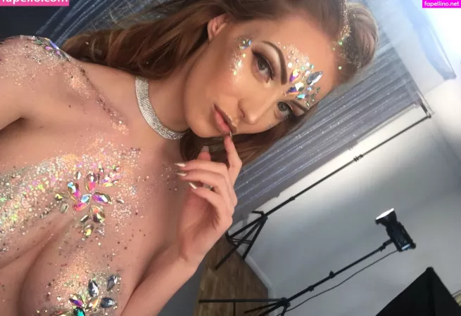 Aliceebrookees OnlyFans Thumbnail #EsWNKUmrz1