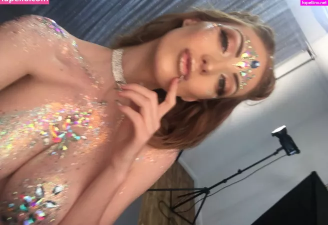 Aliceebrookees OnlyFans Thumbnail #qFFxWZ4AGF