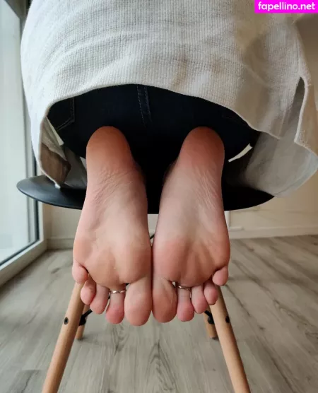Alicefrenchfeet OnlyFans Thumbnail #0V8EpdfLgD