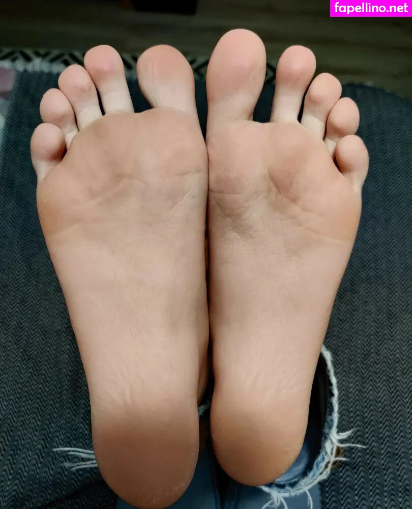 alice.frenchfeet, alicefrenchfeet Nude Leaked OnlyFans Photo #33e6sZfMJZ