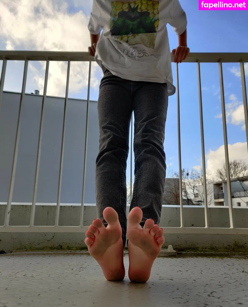 alice.frenchfeet, alicefrenchfeet Nude Leaked OnlyFans Photo #4hANPRCSvu