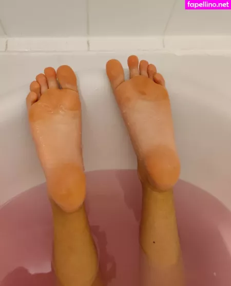 Alicefrenchfeet OnlyFans Thumbnail #9RwgEkEj4L