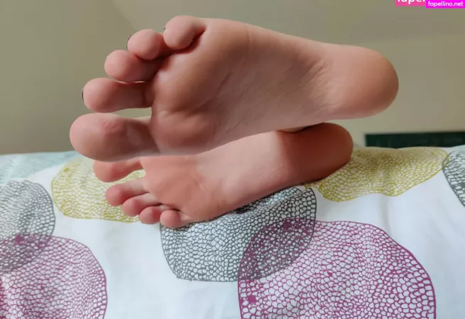 Alicefrenchfeet OnlyFans Thumbnail #CSRbscu8Vf