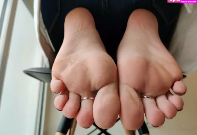 Alicefrenchfeet OnlyFans Thumbnail #D9siCPgONW