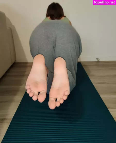 Alicefrenchfeet OnlyFans Thumbnail #GWHQ0NNCaE