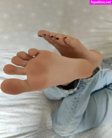 Alicefrenchfeet OnlyFans Thumbnail #VdxIi87J9Q