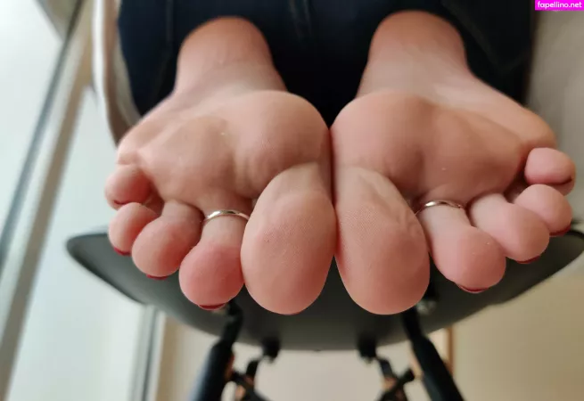 Alicefrenchfeet OnlyFans Thumbnail #bi1qxnw3WV