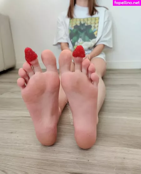 Alicefrenchfeet OnlyFans Thumbnail #efYADvjAHk
