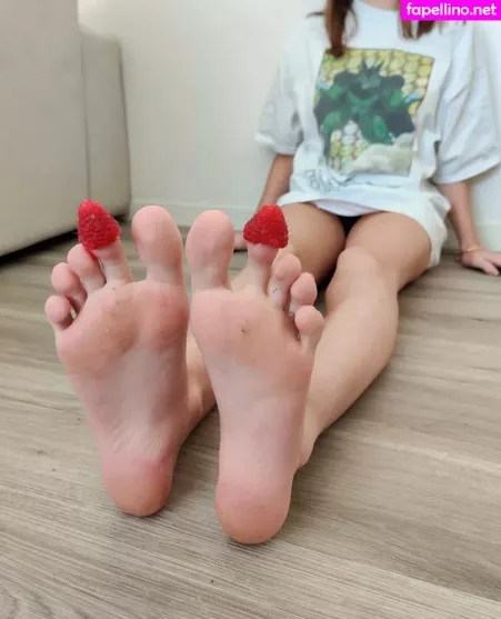 Alicefrenchfeet OnlyFans Thumbnail #f7tmBpCUFT
