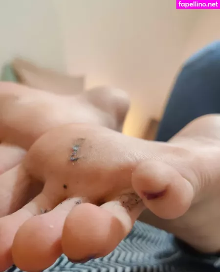 Alicefrenchfeet OnlyFans Thumbnail #gmqU0o8Xry