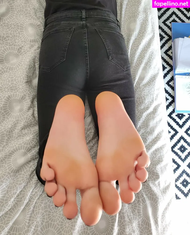alice.frenchfeet, alicefrenchfeet Nude Leaked OnlyFans Photo #yEnEJ20myb