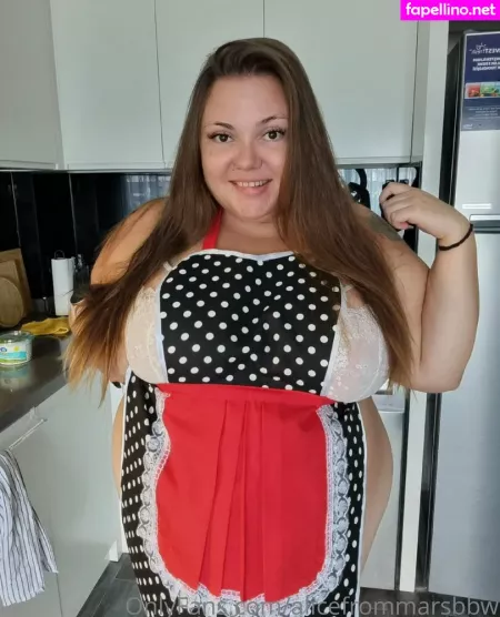 Alicefrommarsbbw OnlyFans Thumbnail #Sh4xuuK68x