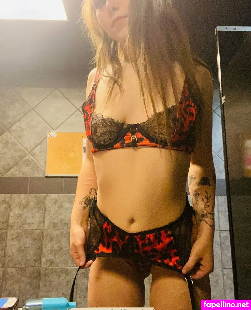 alice_in_wonder1and, aliceinherwonderland1 Nude Leaked OnlyFans Photo #lyz2Sd695j