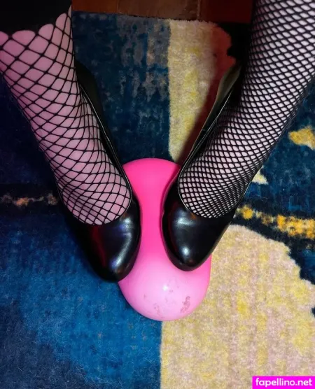 Aliceinnude OnlyFans Thumbnail #Z4Xh6B5M2y