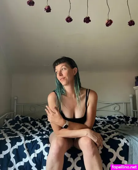 Aliceinnude OnlyFans Thumbnail #e28ozGdZ6o