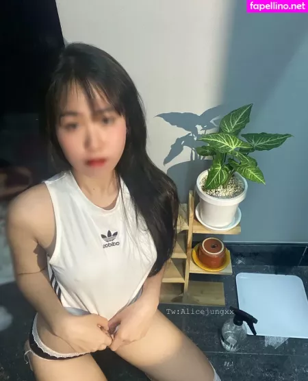 Alicejung OnlyFans Thumbnail #WTbq7jUOkM