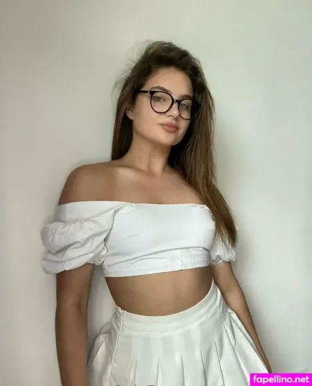 Aliceperfect OnlyFans Thumbnail #PaB0ZhLrd6