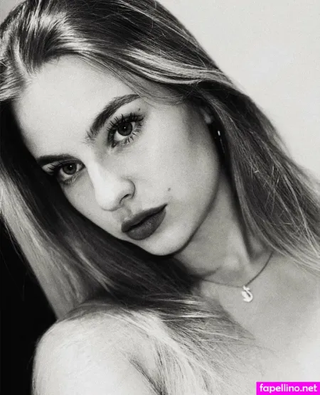 Aliceredlips OnlyFans Thumbnail #AjwAqDmowz