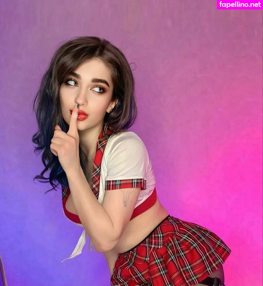 alice_whitee, alicewhiteeeeee Nude Leaked OnlyFans Photo #5409vp9lYQ