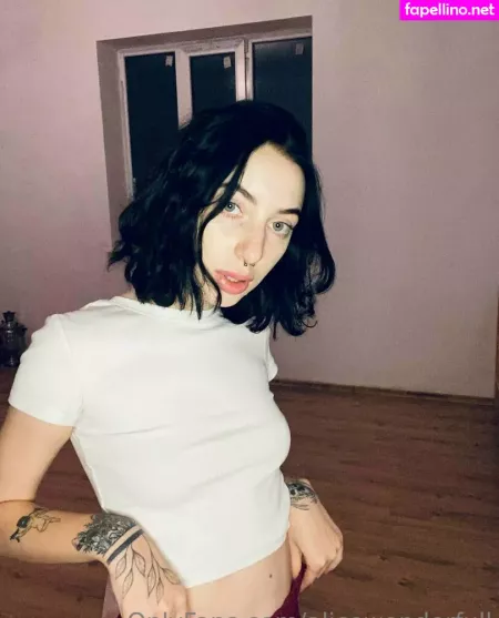 Alicewonderfull OnlyFans Thumbnail #2qUHh29bMs