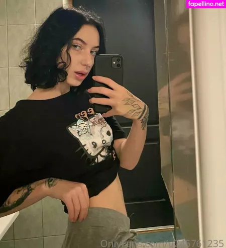 Alicewonderfull OnlyFans Thumbnail #gpmwWSo6Ii